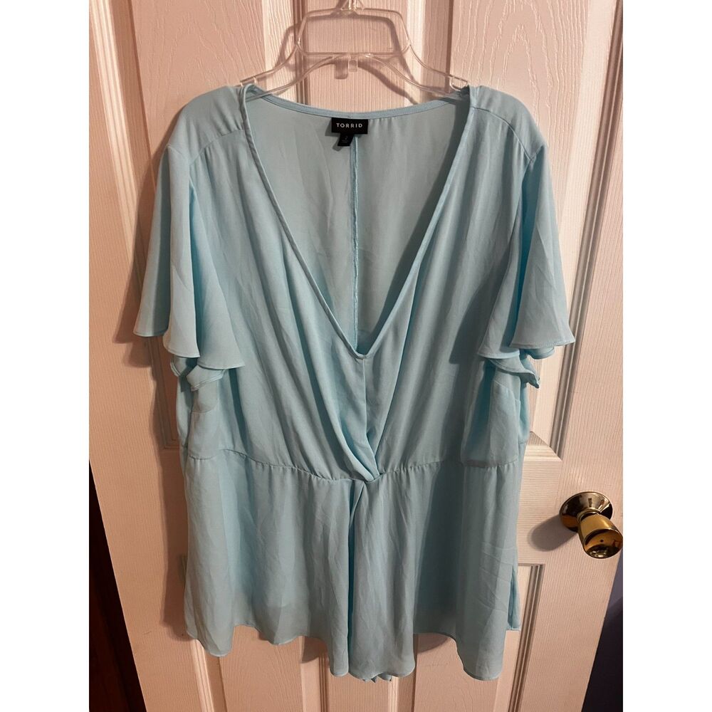 Torrid Plus Size 2 Light Blue Georgette Faux Wrap Smocked Peplum Top